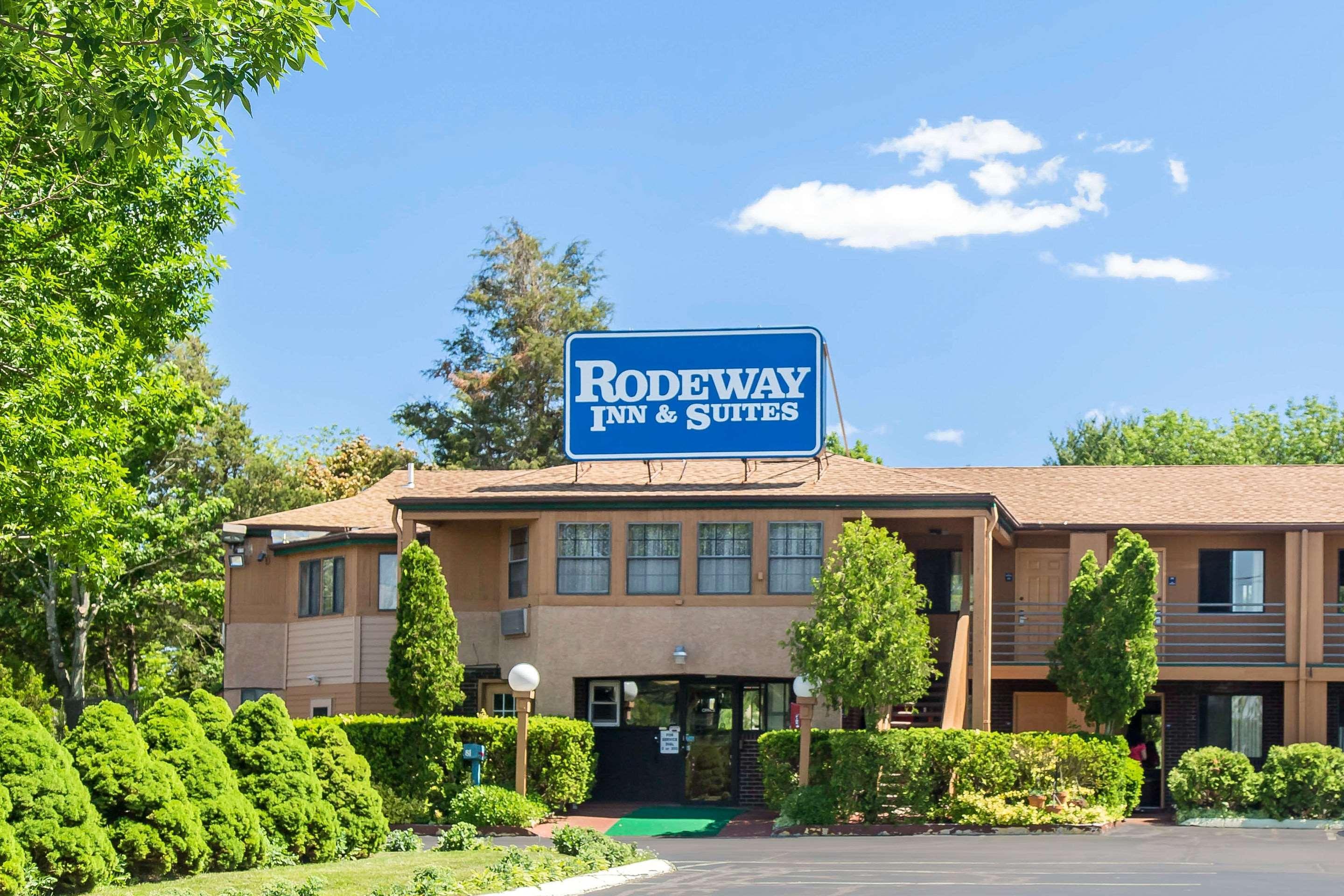 Rodeway Inn & Suites Branford - Guilford Екстер'єр фото