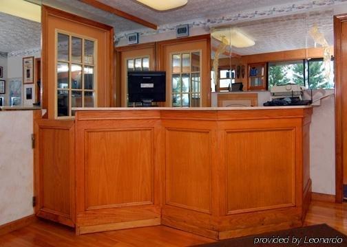 Rodeway Inn & Suites Branford - Guilford Інтер'єр фото
